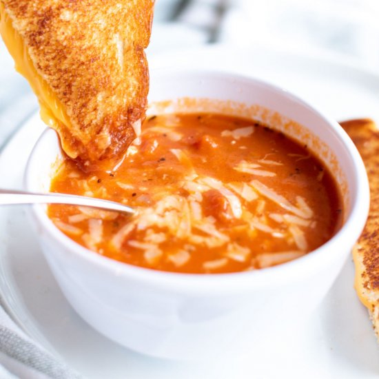 Tomato Soup & Griled Cheese