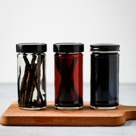 Homemade Vanilla Extract