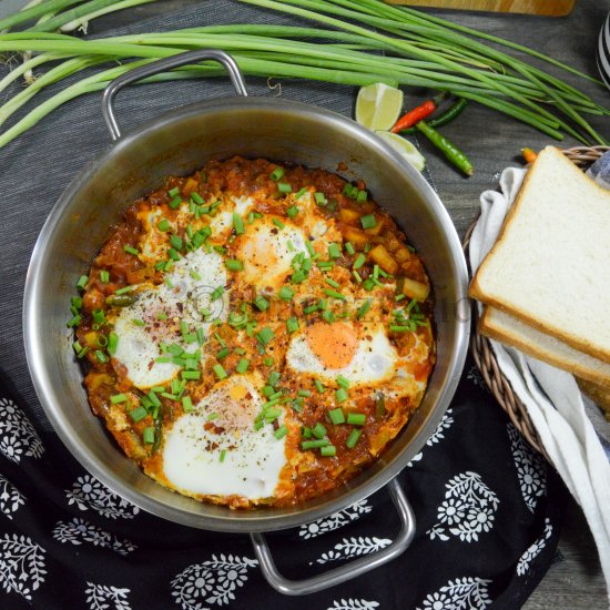 EASY WAY TO MAKE SHAKSHUKA – POACHE