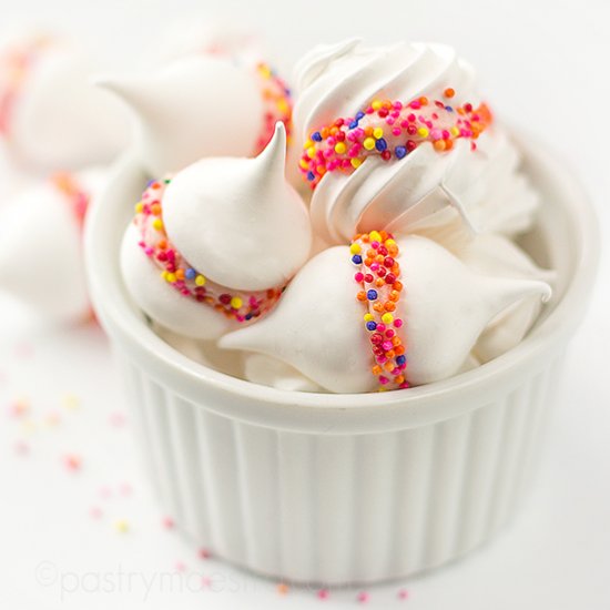 Meringue Kisses