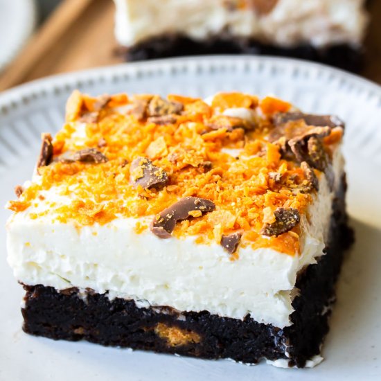 Butterfinger Cheesecake Brownies