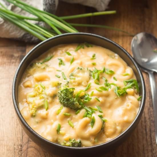 Vegan Mac & Cheese Soup