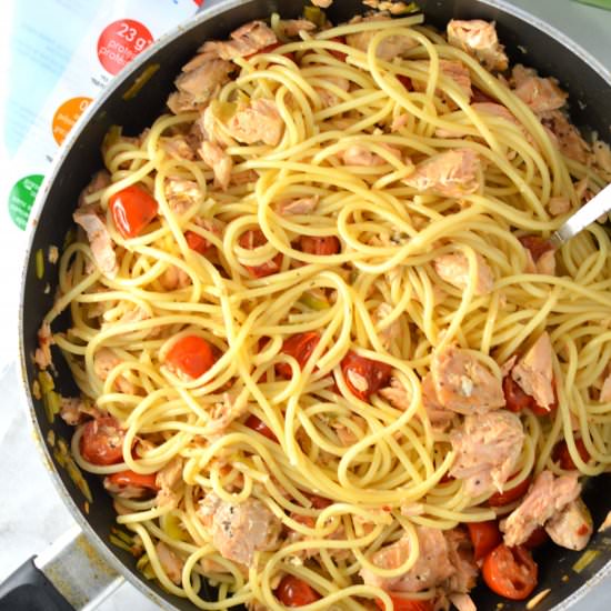 Salmon Pasta in White Wine Sauce