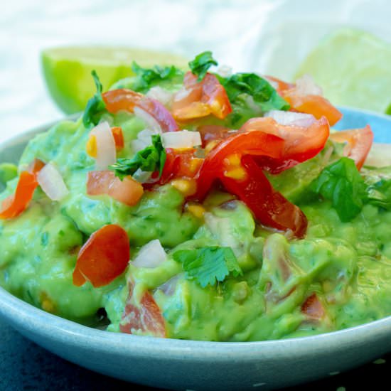 MINTY GUACAMOLE WITH SEA SALT