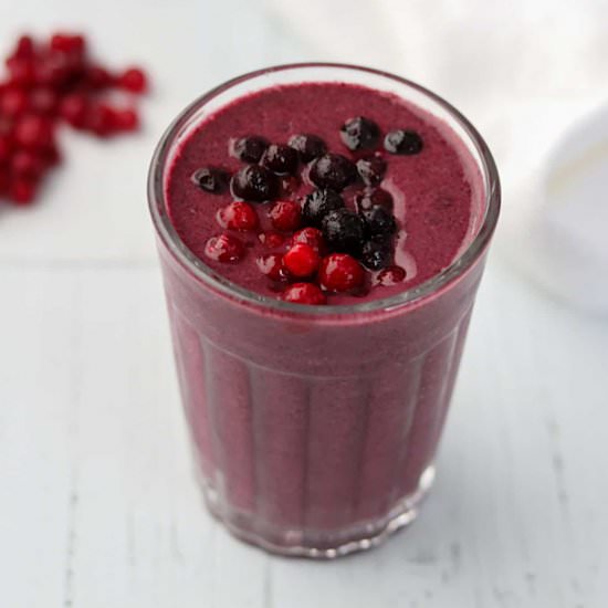 Nordic Wild Berry Almond Smoothie