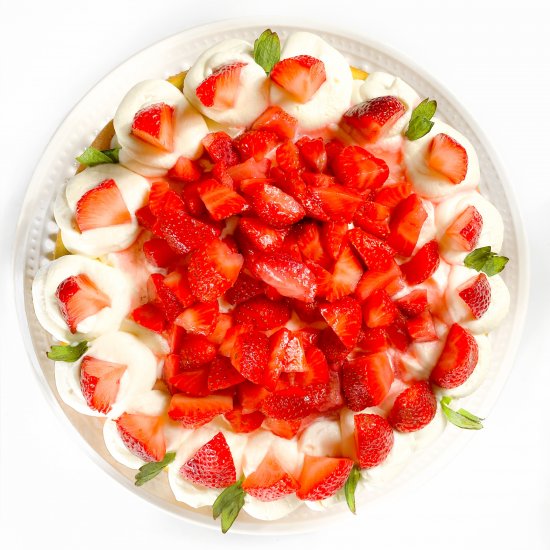 Strawberry shortcake cake