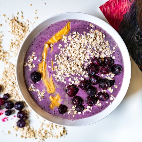 Blueberry Oatmeal Smoothie Bowl