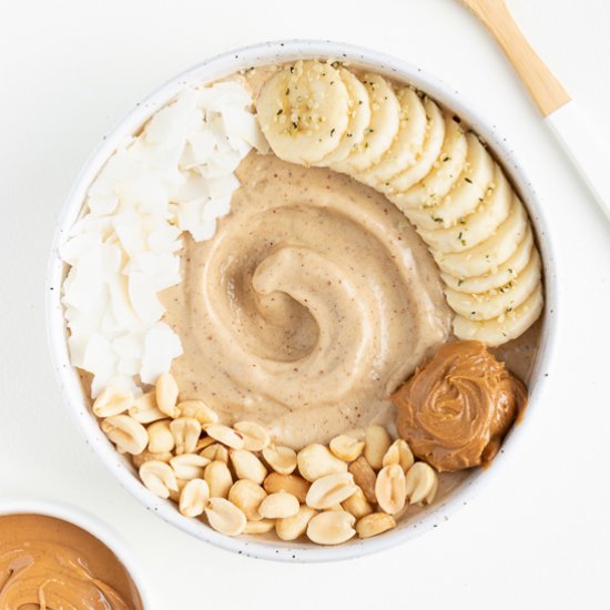 Peanut Butter Banana Smoothie Bowl