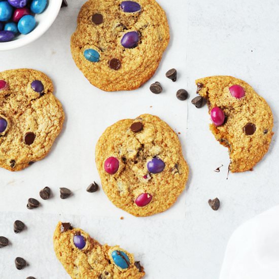 Almond Flour Chocolate Chip Cookies