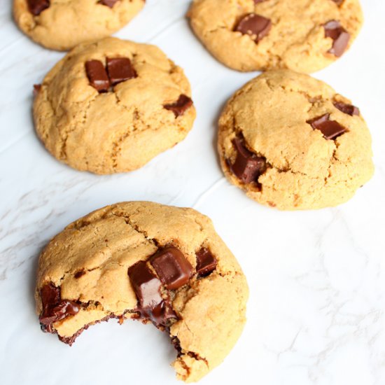 Best vegan chocolate chip cookies