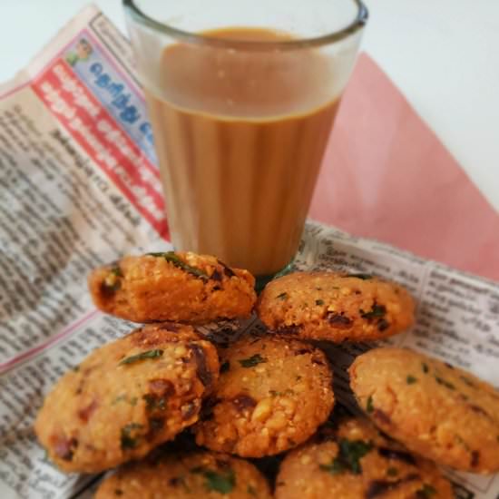 Pottu Kadalai Vadai/Lentil Fritters