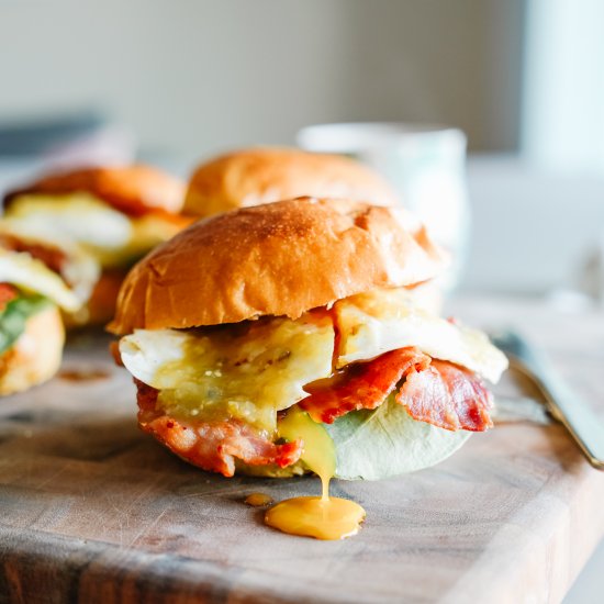 Salsa Verde + Spinach Egg-wich