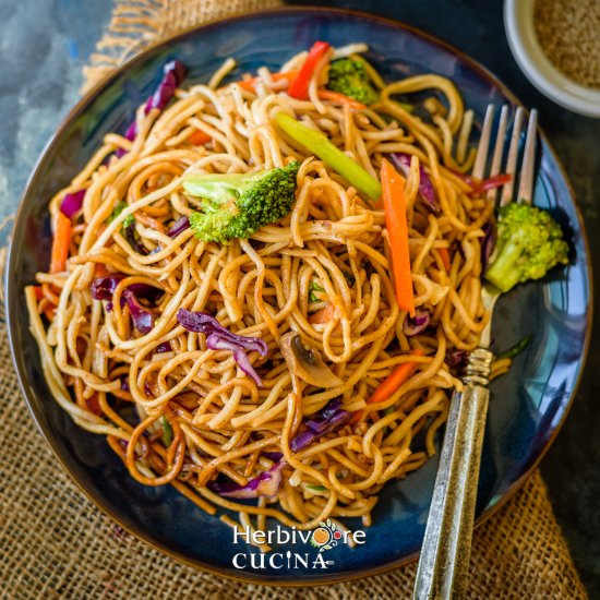 Instant Pot Vegetable Chow Mein