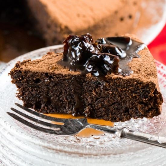 Fudgy Chocolate Prune Cake