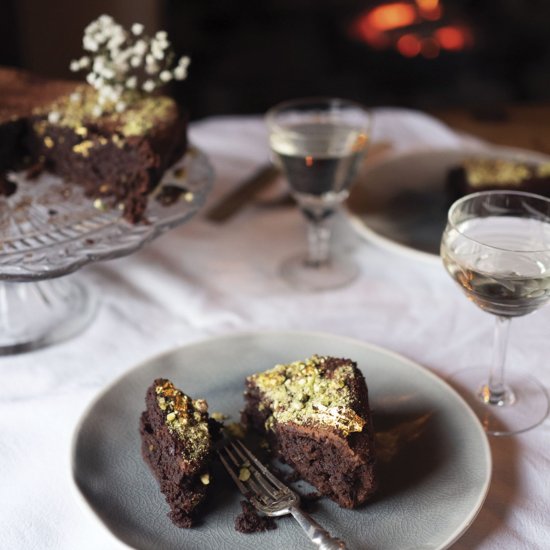 Chocolate & Pistachio cake