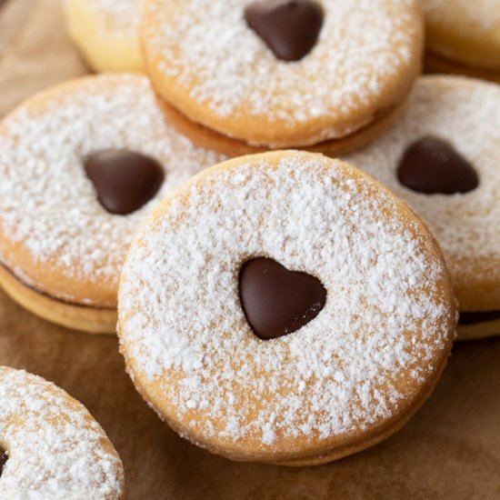 Chocolate sandwich cookies