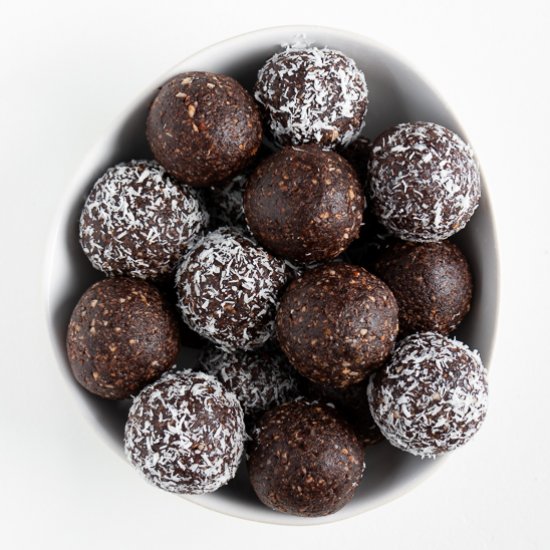 Chocolate Coconut Energy Balls