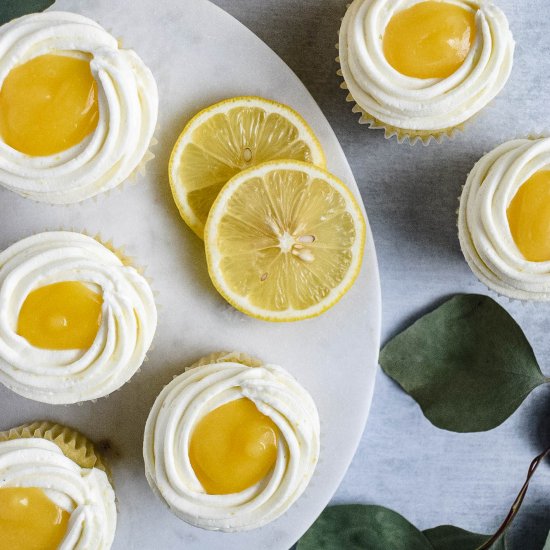 Lemon Curd Cupcakes