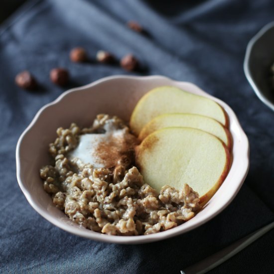 Creamy Hazelnut Oatmeal Porridge