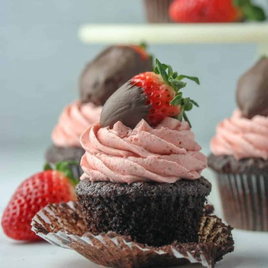 Chocolate Strawberry Cupcakes