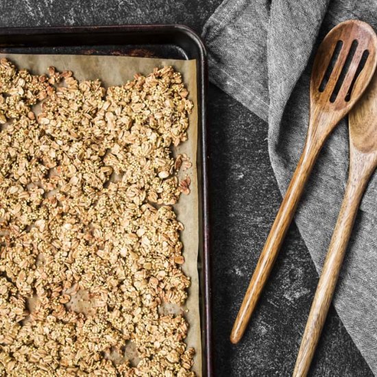 Cashew and blueberry granola