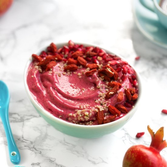 Pink Pomegranate Smoothie Bowl