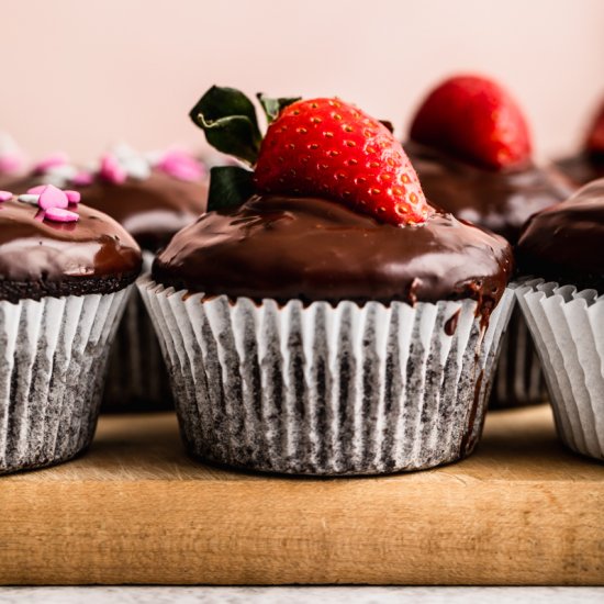 Healthy Valentine’s Cupcakes