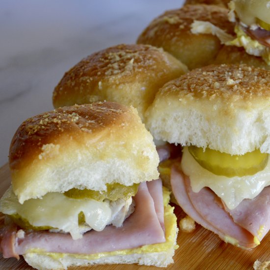 Pull Apart Cuban Sliders Sandwiches