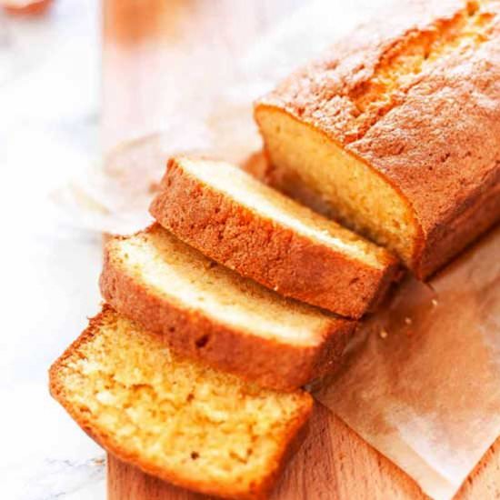 Vanilla pound cake