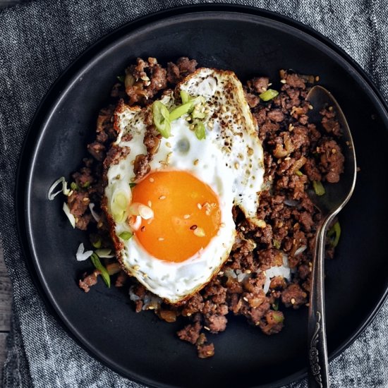 Easy Korean Bulgogi Bowls