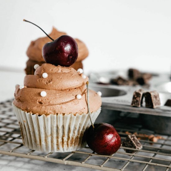 Easy Chocolate Cherry Cupcake