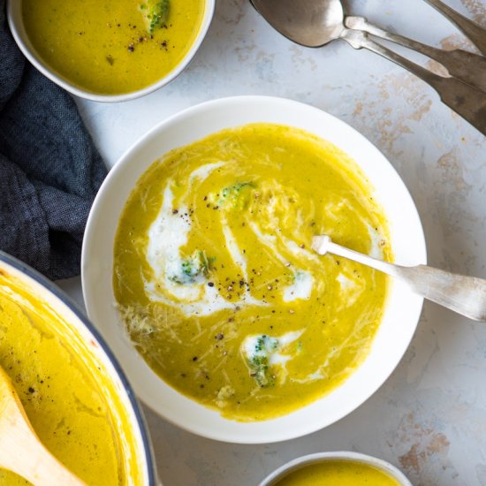 Healthy Broccoli Cheese Soup