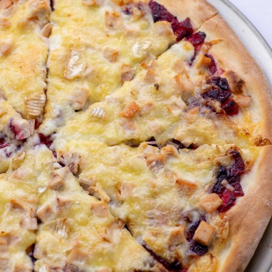 Cranberry Brie Chicken Pizza