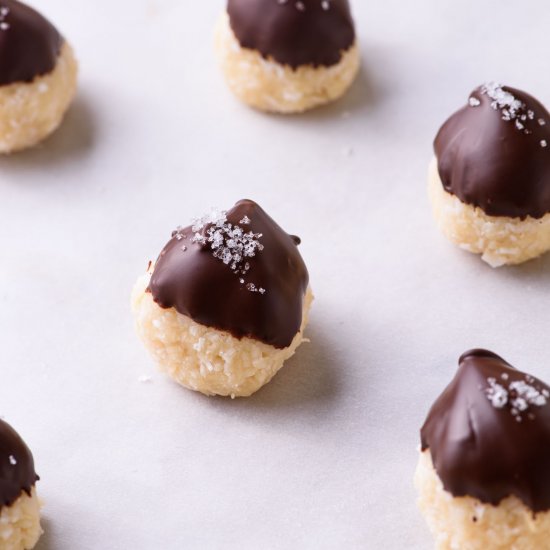 Coconut Chocolate Balls