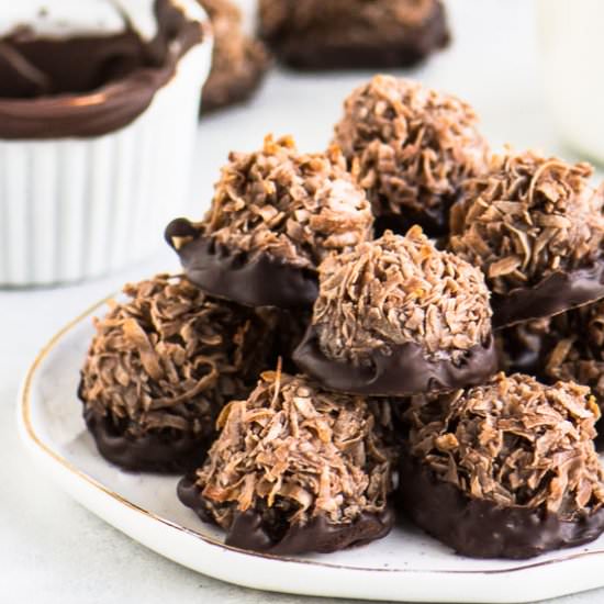 Chocolate Coconut Macaroons