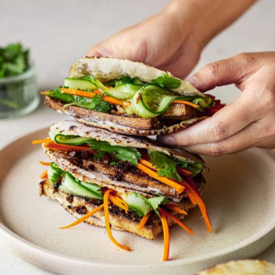 Lemongrass tofu bahn mi