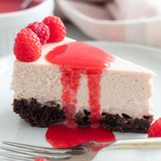 Brownie Raspberry Cheesecake