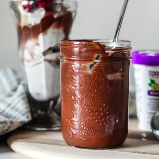 5 Ingredient Vegan Hot Fudge Sauce