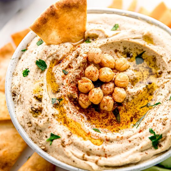 The Best Homemade Hummus