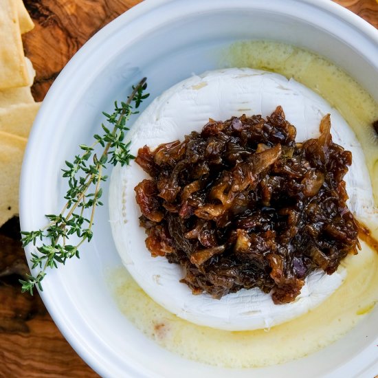 Baked Brie w/ Caramelized Onion Jam