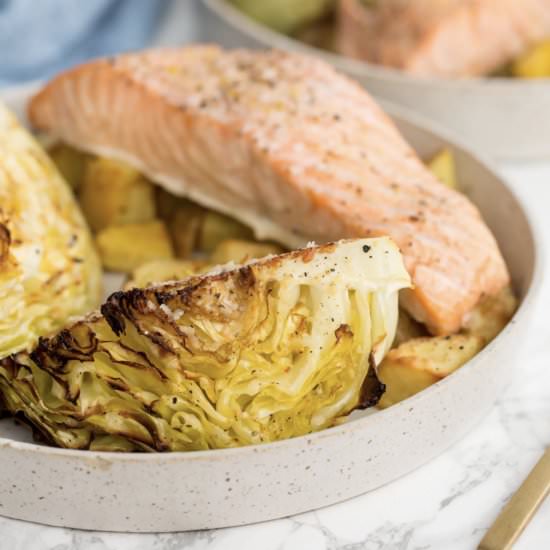 Roasted Parmesan Cabbage Wedges wit