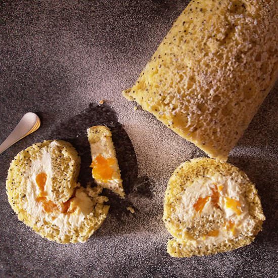 Mandarin and Poppy Seeds Cake Roll