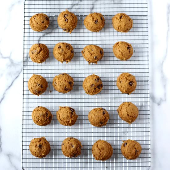 Pumpkin Chocolate Chip Cookies