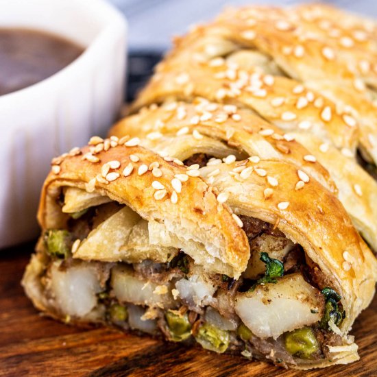 Samosa Puff Pastry Braid