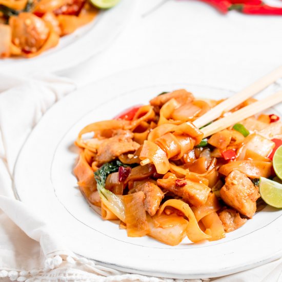 30 Minute Thai Drunken Noodles