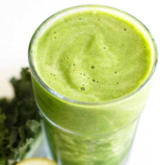 Detox Kale Pineapple Smoothie