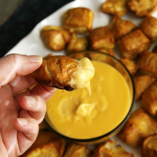 Pretzel Bites + Beer Cheese Sauce