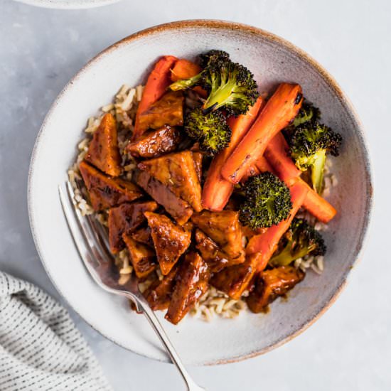 Sticky Orange Tempeh & Roasted Veg!