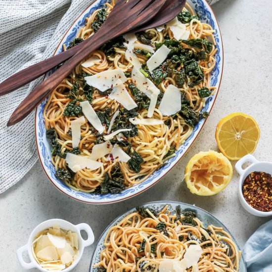 One-Pot Lemony Kale Noodles