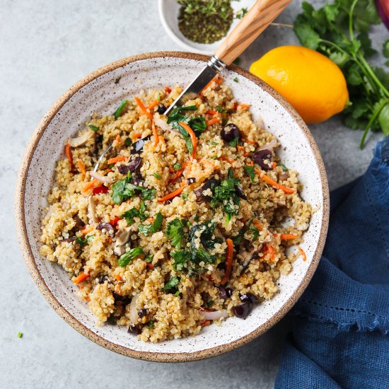 Instant Pot Mediterranean Quinoa